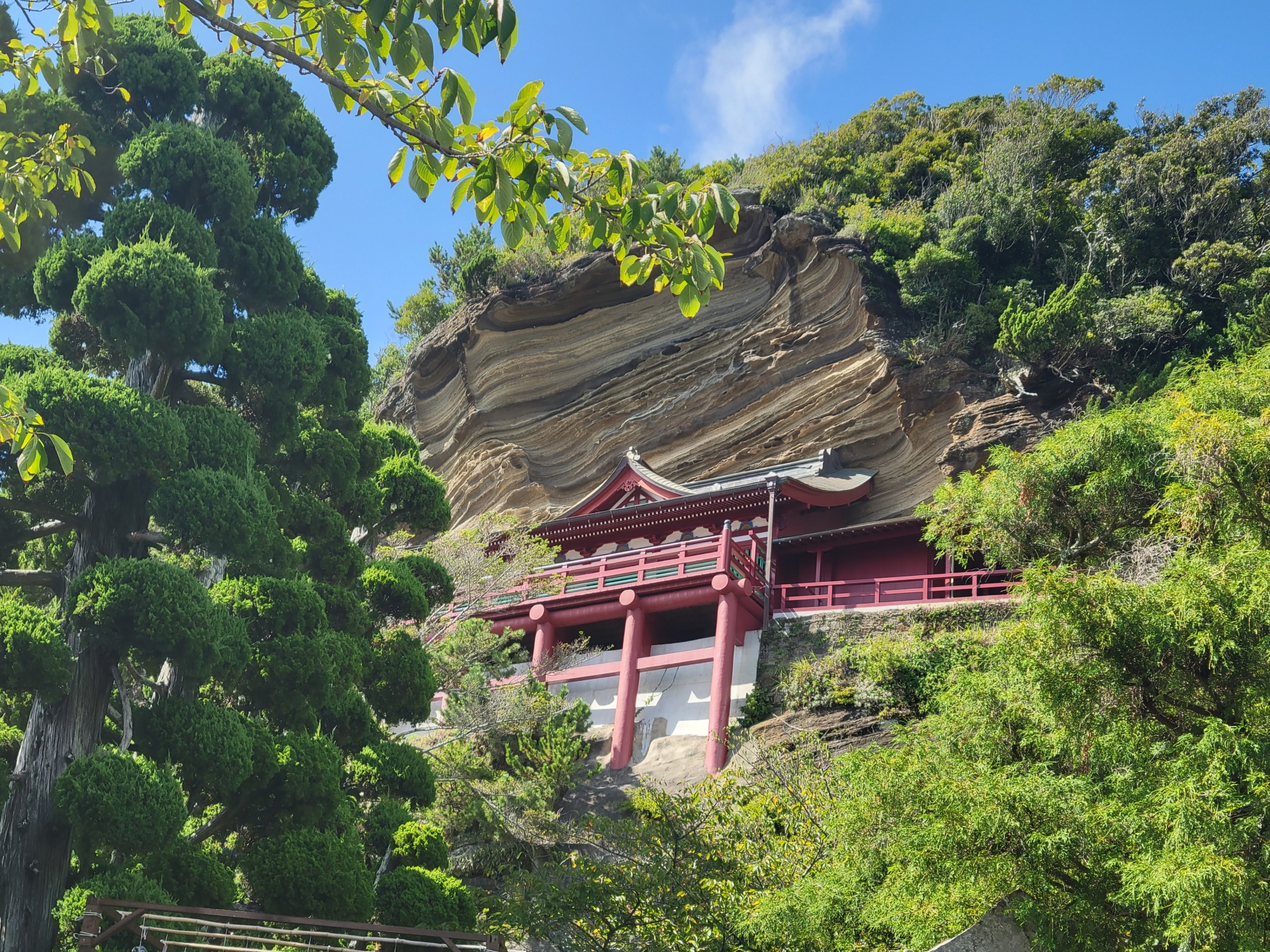 大福寺（崖観音）